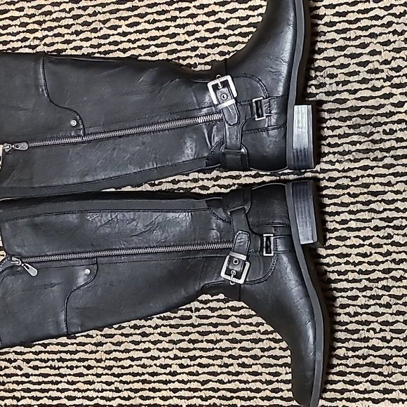 GUESS BOOTS - Picture 2 of 8